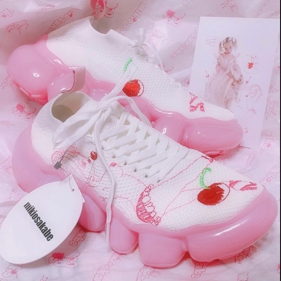 Mikio Sakabe x Foxy bubble sneakers - Picture 3 of 3